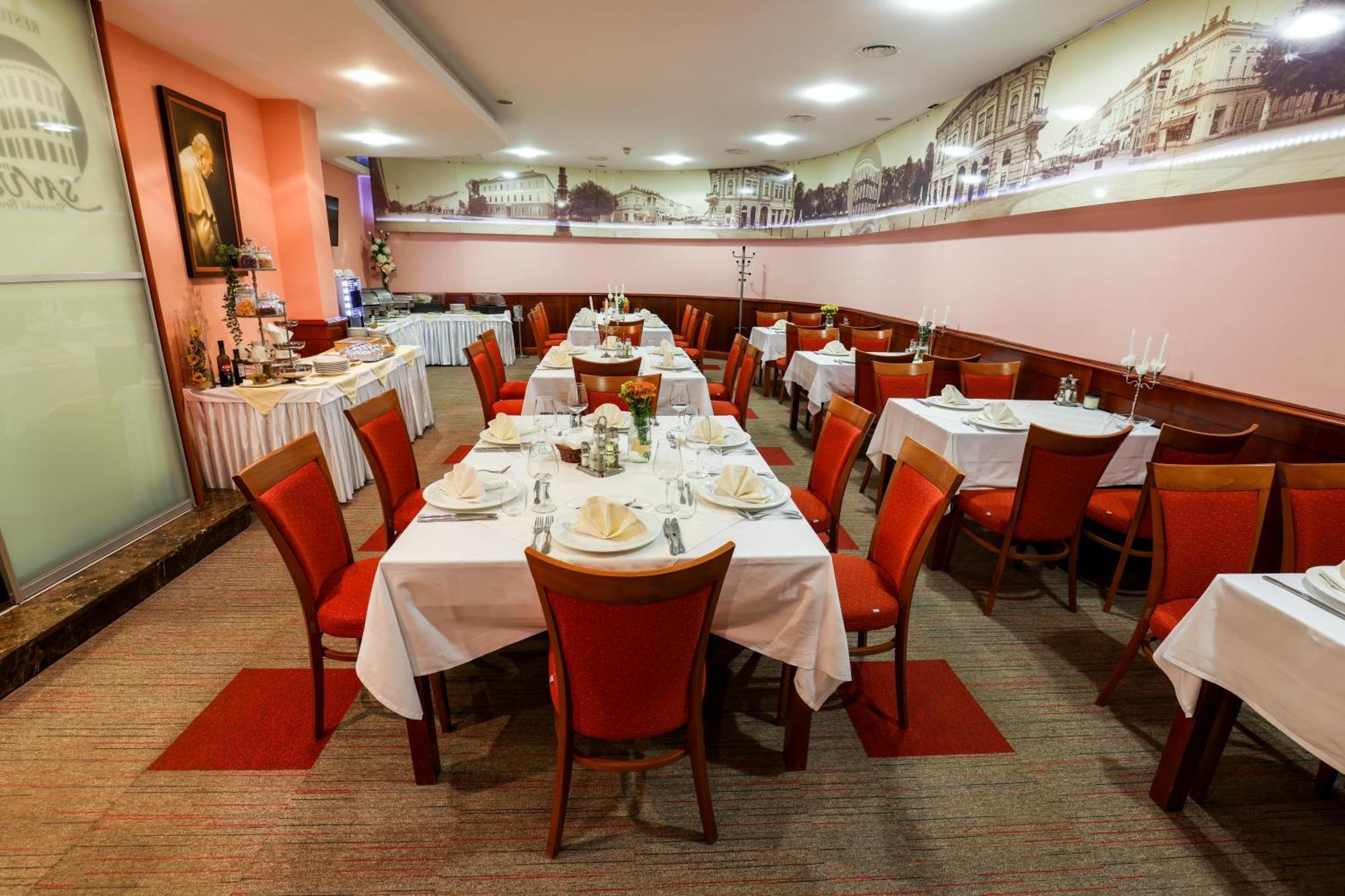 Hotel Savus Slavonski Brod Exterior photo