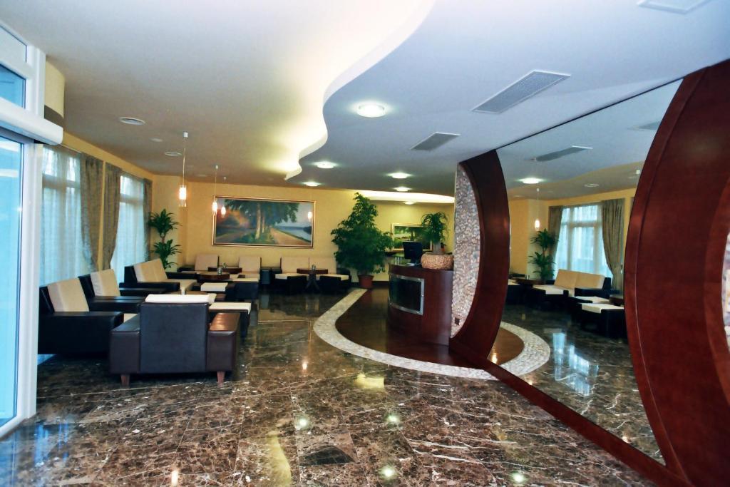 Hotel Savus Slavonski Brod Exterior photo