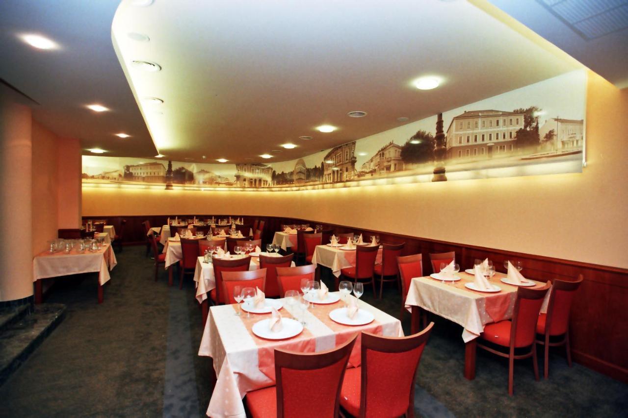 Hotel Savus Slavonski Brod Exterior photo
